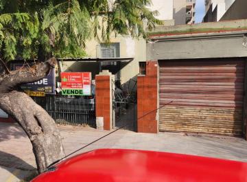 Casa de 4 ambientes, Lanús · Casa a Reciclar en Venta en Lanus Este