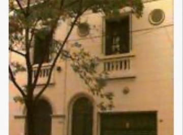 Casa · 300m² · Casa - Flores