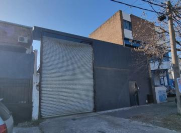 Bodega-Galpón · 120m² · Galpón en Moron