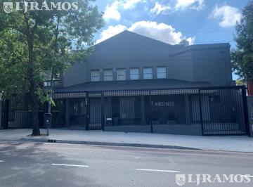 Edificio · 596m² · 8 Cocheras · Edificio de Oficinas en Venta en Vicente Lopez