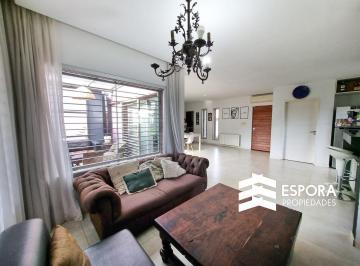 Casa · 150m² · 4 Ambientes · 2 Cocheras · Funes City - Las Rosas 987 - 3 Dorm - Amplio Jardín con Plieta