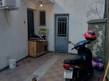 Casa de 3 ambientes, Rosario · Casa en Venta 2 Dorm. - San Nicolas 2800