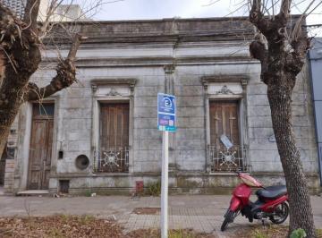 FAE-FAE-606_2 · Casa 3 Dorm.. | San Martin Al 1400