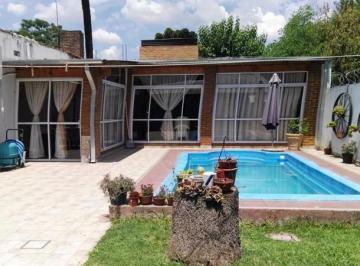 Casa · 200m² · 4 Ambientes · 1 Cochera · 4 Ambientes | Monsegur