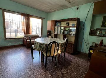 Casa · 157m² · 4 Ambientes · 1 Cochera · Casa Dependencia Venta Ituzaingo