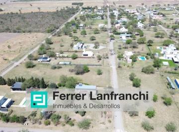 Terreno · 2100m² · Lote en Venta en Estación del Carmen