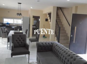 Casa · 130m² · 5 Ambientes · 2 Cocheras · Casa en Costa Esmeralda