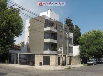 Departamento · 40m² · 2 Ambientes · Venta. Impecable Semipiso Dos Ambientes en Villa Sarmiento.