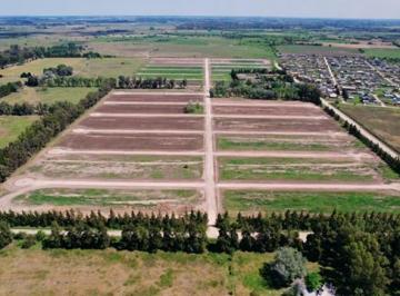 Terreno , Ezeiza · Loteo La Eugenia By Moradas Venta de Lotes con Anticipo y Cuotas en Ezeiza.