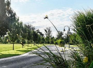 Terreno · 2200m² · Oportunidad Terreno en Everlinks Golf y Country