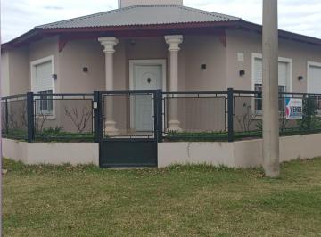 Casa · 250m² · 4 Ambientes · 3 Cocheras · Casa en Venta Jovita - Cba