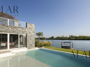 Casa · 510m² · 6 Ambientes · 4 Cocheras · Casa en Venta y Alquiler en Cabos del Lago, Nordelta. Salida a La Laguna