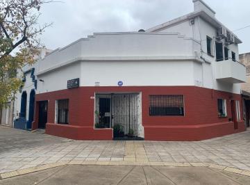 Casa · 210m² · 6 Ambientes · 2 Cocheras · Casa en Villa Pueyrredon