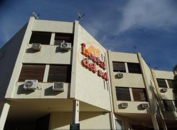 Departamento · 27m² · 2 Ambientes · 1 Cochera · Complejo Hostal del Sol. Dpto 1 Dorm Amoblado + Cochera. Pileta. Av San Martin Al 1900, Barrio