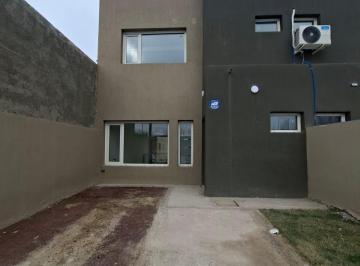 PH de 2 ambientes, Plottier · Alquilo Dúplex 2 Dorm. Altos Alberdi 4 Plottier