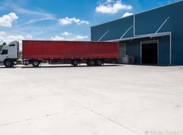 Depósito · 3816m² · 10 Cocheras · Nave Industrial en Venta en Escobar
