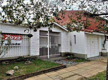 Casa de 4 ambientes, La Matanza · Casa de 194 m² con 2 Habitaciones en Venta, Villa Luzuriaga