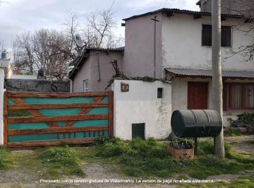 Casa · 90m² · 7 Ambientes · 1 Cochera · 2 Casas en Lote de 250 m².