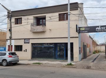 Casa de 5 ambientes, Río Tercero · Importante Propiedad en El Centro de Rio Tercero