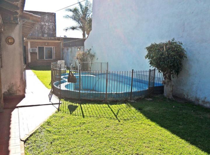 Casa · 147m² · 3 Ambientes · 2 Cocheras