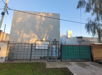 Casa de 3 ambientes, La Plata · 470 E/7 Bis y 8, City Bell, Dos Dorm., 10 X 30