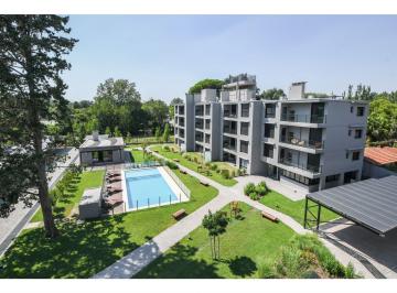 Departamento · 102m² · 4 Ambientes · 1 Cochera · Dto 2 Dorm. en Ayres de Fisherton con Patio
