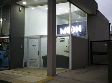 Local comercial de 5 ambientes, Plottier · Vent/perm. Local - Consultorio Medico