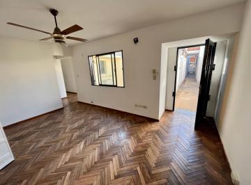 PH de 5 ambientes, Rosario · Departamento de Pasillo Alquiler Rosario