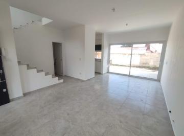 Casa · 92m² · 3 Ambientes · 2 Cocheras · Venta Duplex 2 Dorm Villa Allende Centro Estrenar