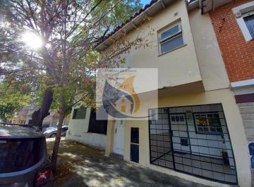 Casa · 90m² · 3 Ambientes · Venta Chalet Ph - Frente - Planta Baja - Catamarca y Roca - Retasado