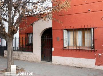 Casa · 62m² · 4 Ambientes · 1 Cochera · Casa en Neuquen