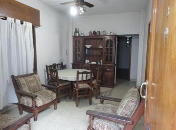 PH · 70m² · 4 Ambientes · PH en Venta en Haedo de 4 Ambientes
