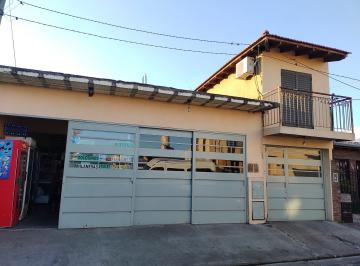 Casa de 2 ambientes, La Plata · Vendo Casa Desarrollada en Dos Plantas S/ Lote 10 X 31 m. 78 E/ 2 Bis y 3