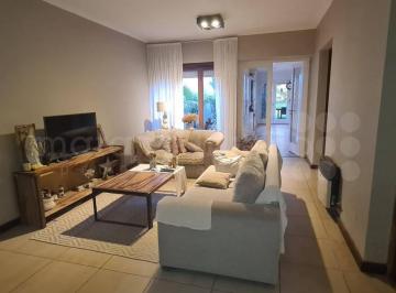 MRE-MRE-2069_2 · Venta Casa3 Dorm. Antigua Centro Chascomus
