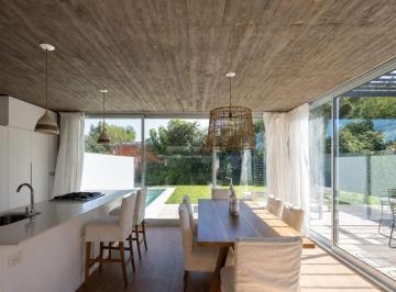 Casa de 4 ambientes, Funes · Venta Casa 3 Dorm. con Pileta en Condominio - Los Girasoles 3100 (Funes)