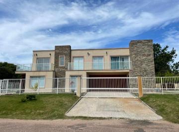 BPV-BPV-9332_2 · 4 Dorm. | El Tesoro Ref: 9332