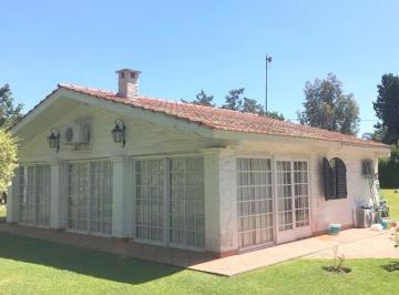 Quinta vacacional · 165m² · 3 Ambientes · 1 Cochera · Casa Quinta en Venta - La Reja - (Ref. 2141) - Apto Credito