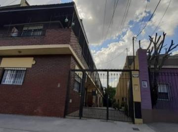 Departamento · 83m² · 3 Ambientes · Duplex 3amb S/exp *excelente Ubicación*