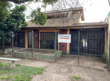 Casa · 70m² · 4 Ambientes · 1 Cochera · Casa 4 Ambientes en Venta - Francisco Alvarez, Moreno