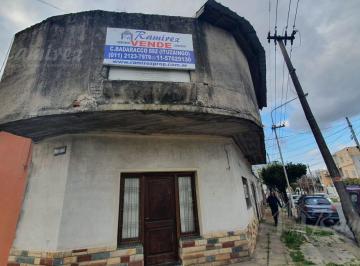 Casa · 65m² · 4 Ambientes · 1 Cochera · Casa 4 Ambientes en Venta - La Tablada, La Matanza