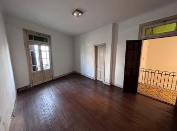 Departamento de 4 ambientes, Avellaneda · Hermoso Departamento 4 Ambientes en Primer Piso, Sobre Av Yrigoyen, Inmejorable Ubicación