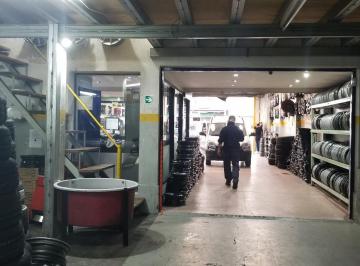 Local comercial de 5 ambientes, San Isidro · Local en Fleming Depósito/ Taller