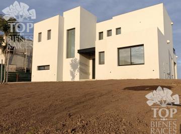 Casa · 202ha · 6 Ambientes · Casa en Venta en Puertos, Escobar, G. B. a. Zona Norte