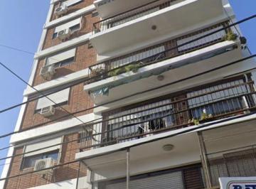 Departamento · 65m² · 4 Ambientes · Departamento 4 Ambientes en Venta - Ramos Mejia