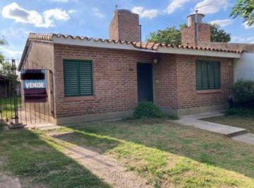 Casa de 5 ambientes, Córdoba · Casa en Venta Barrio 20 Junio