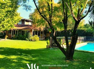 Quinta vacacional · 940m² · 3 Ambientes · Casa Quinta en Venta - El Trébol Ezeiza