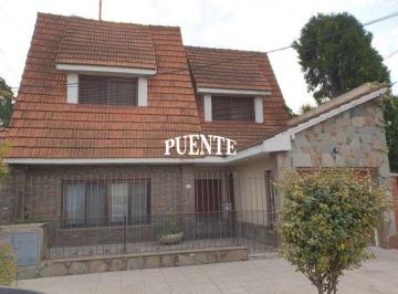 Casa · 260m² · 6 Ambientes · 3 Cocheras · Casa - Banfield Oeste