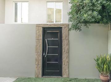 KNK-KNK-4115_2 · Excelente Casa Muy Amplia Tipo Triplex