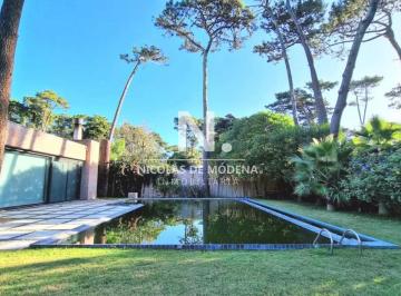 Foto1 · Hermosa Casa de 4 Dorm. en Venta en San Rafael, con Barbacoa y Piscina.