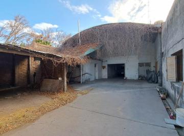 Bodega-Galpón · 448m² · 6 Ambientes · Vendo Terreno Importante de 600 m² con Galpon 200 y Deposito a 4 Cuadras del Centro de San Rafael.